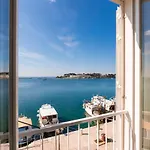 Daire Design Bellevue